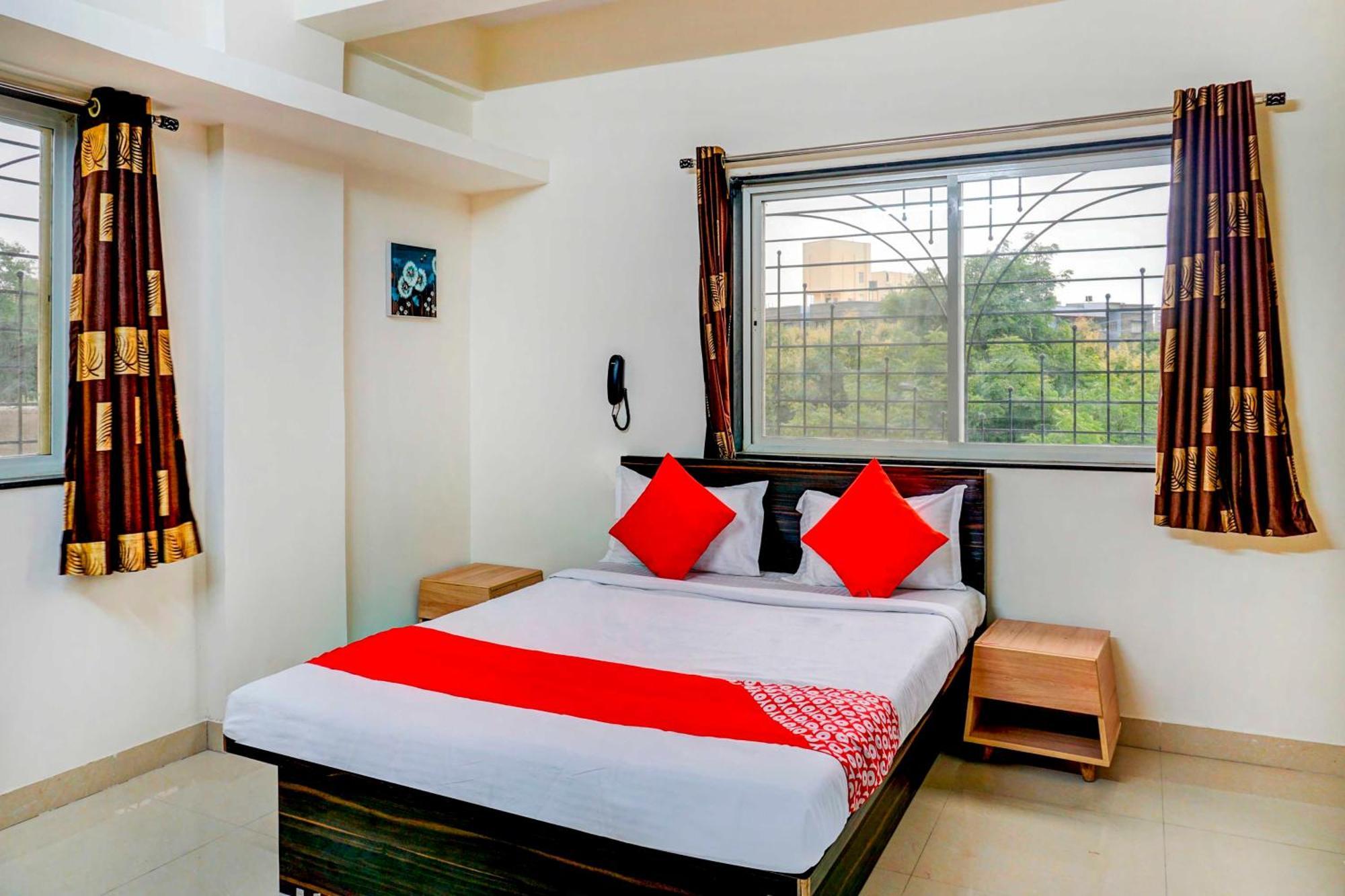 Hotel O Komfort Inn Pune Exteriör bild
