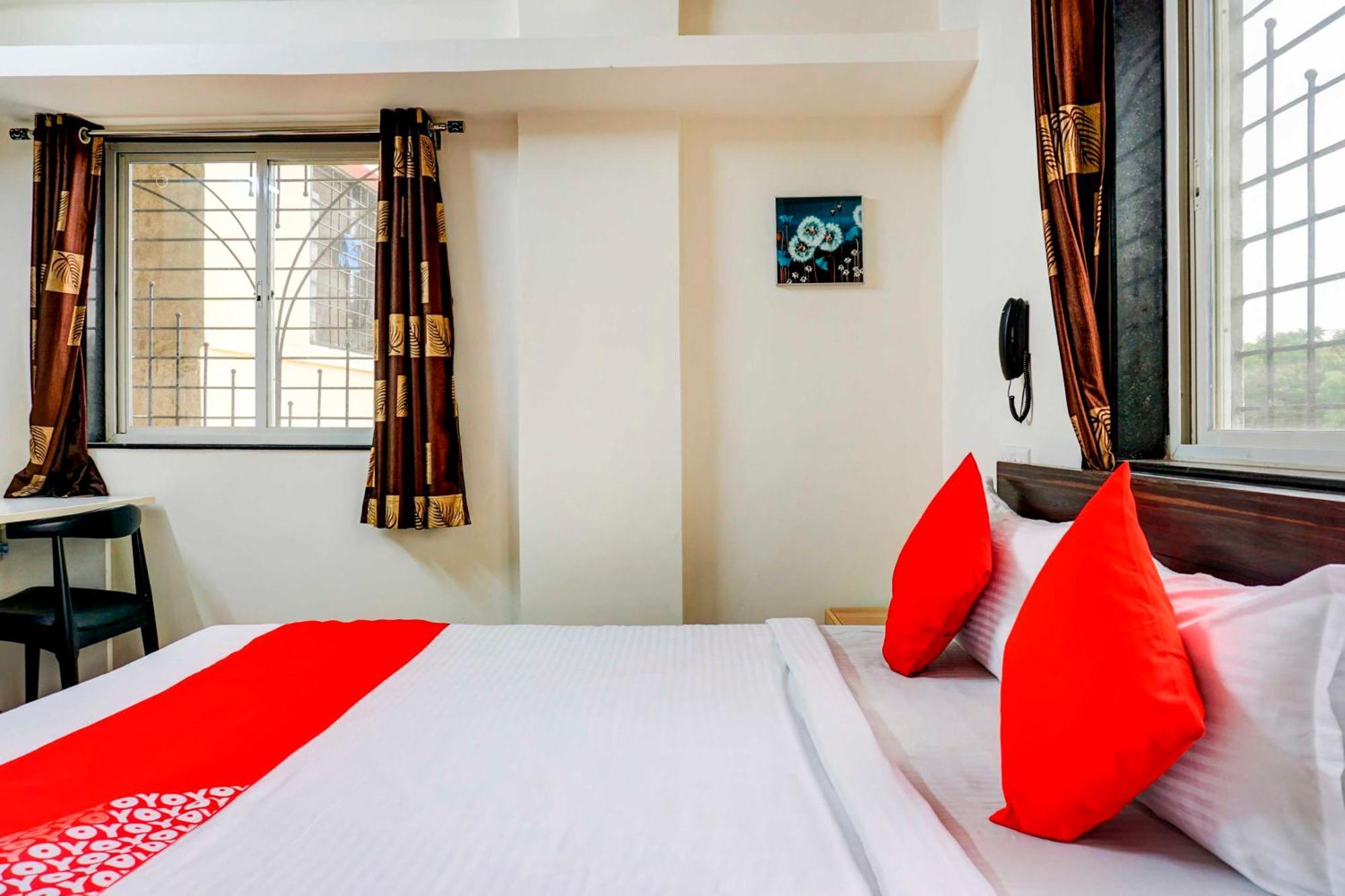 Hotel O Komfort Inn Pune Exteriör bild