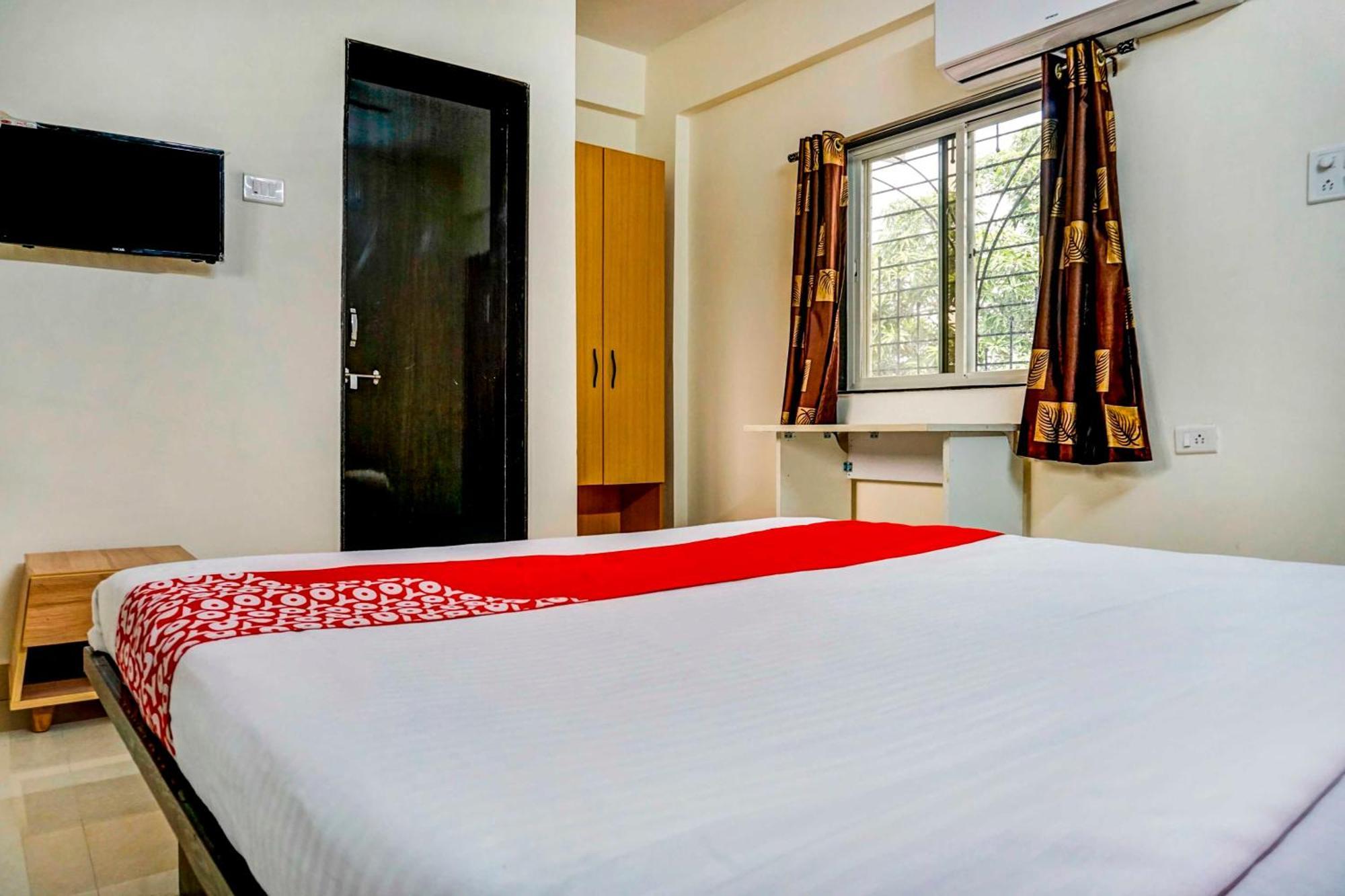 Hotel O Komfort Inn Pune Exteriör bild